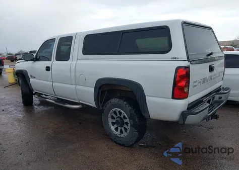 2006 Chevrolet Silverado 2500Hd Work Truck z USA, uszkodzony, nr VIN 1GCHC29236E194061